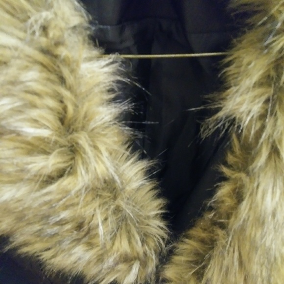 leather jacket - Picture 3 of 4